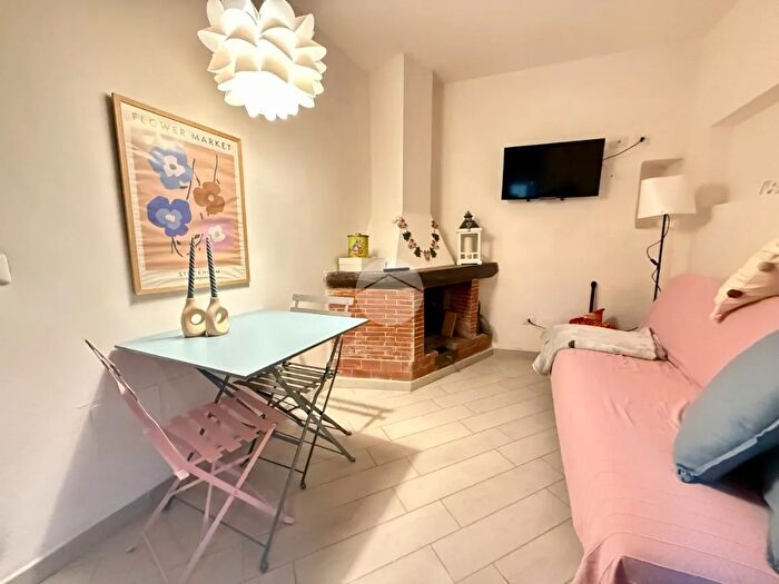 Casa trilocale in vendita in Via dellArco, Rocca Di Mezzo