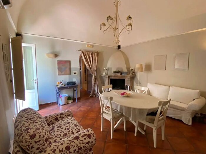 Appartamento trilocale in vendita in Trani
