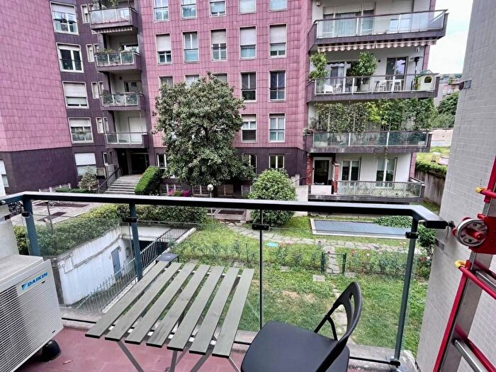 Appartamento bilocale in affitto in Via Gubbio, Quadronno Crocetta, Milano