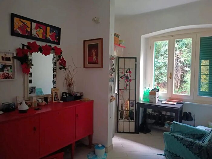 Appartamento quadrilocale in vendita in Montignoso