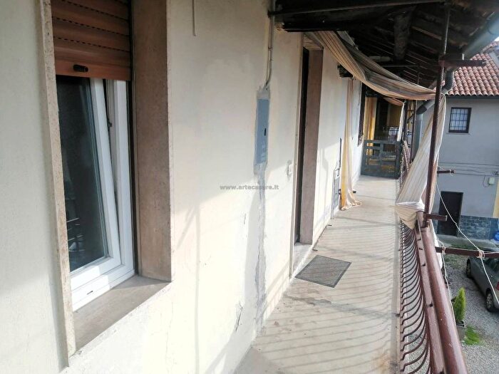 Appartamento bilocale in affitto in Via Camillo Benso di Cavour, Centro, Cornaredo