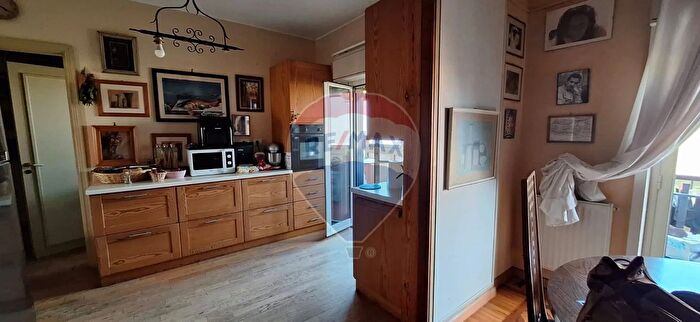 Appartamento con 5 locali in vendita in Via Gaetano Donizetti, San Giovanni La Punta