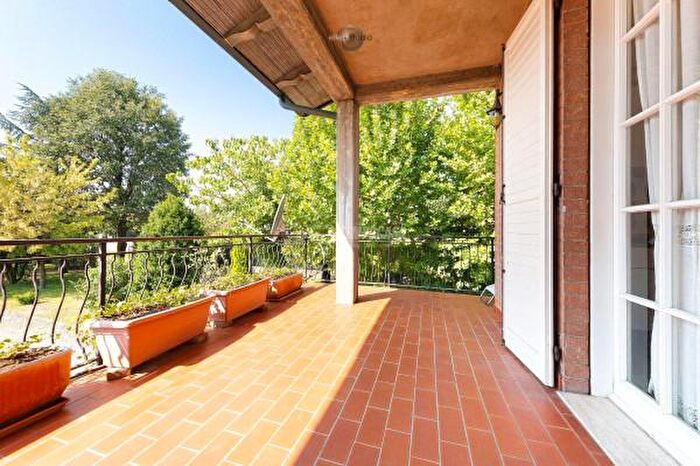 Casa con 5 locali in vendita in Correggio