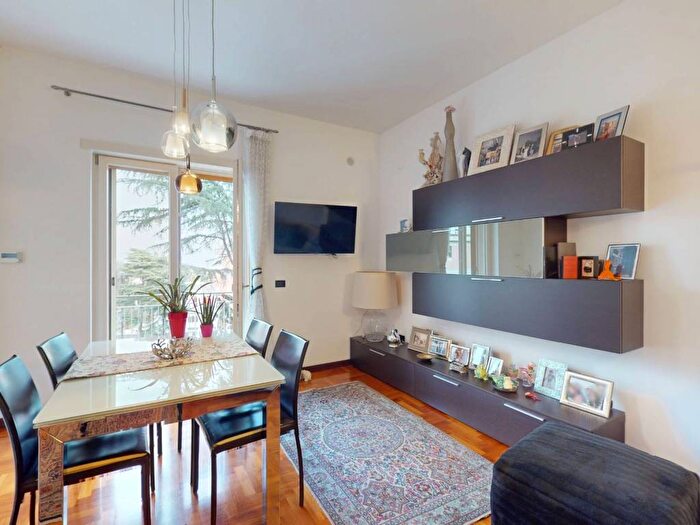 Appartamento trilocale in affitto in Viale Colli Aminei, Colli Aminei Capodimonte, Napoli