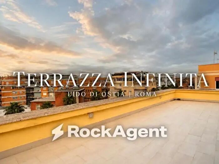 Appartamento quadrilocale in vendita in Via Armando Armuzzi, Roma
