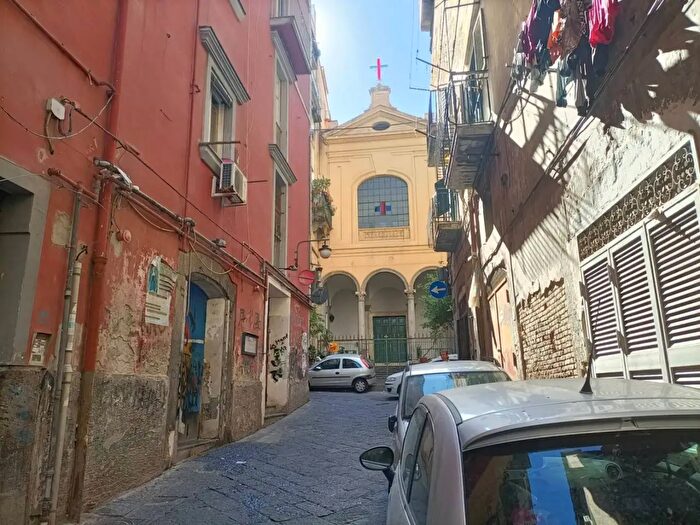 Casa monolocale in vendita in Via Trinità degli Spagnoli Napoli, Napoli