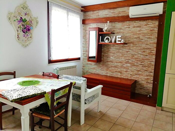 Appartamento bilocale in vendita in Cavallano Si, Casole DElsa