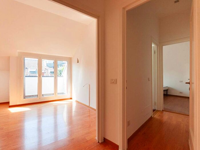 Appartamento bilocale in affitto in Via dellOrso, Scala Manzoni, Milano