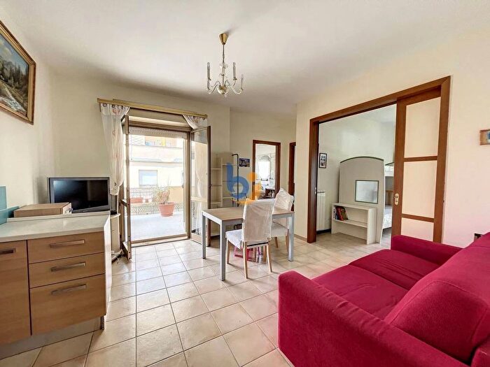 Appartamento trilocale in affitto in Via Saffi, Centro, Santa Marinella