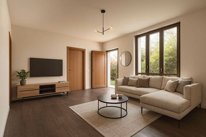 Casa trilocale in vendita in Via Manzoni, Guanzate