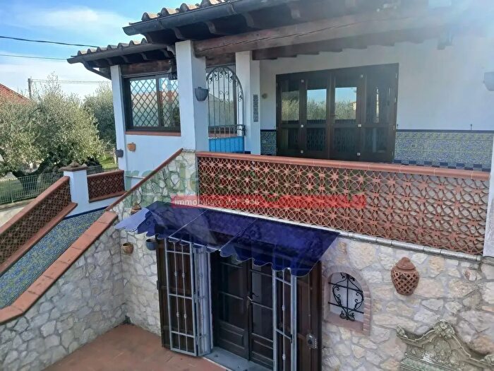 Casa con 5 locali in vendita in Via Gioielli Ceppaiano, Crespina Lorenzana