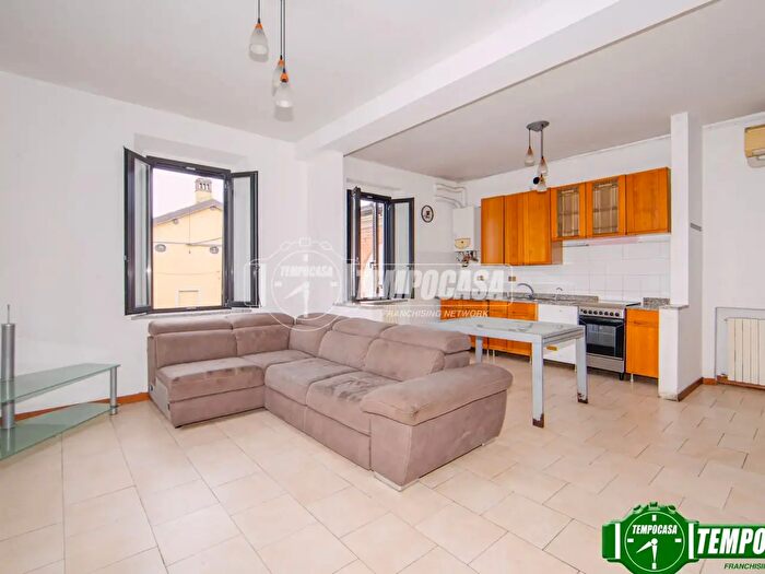 Appartamento trilocale in vendita in Via Desiderio Bosio, Pinarolo Po