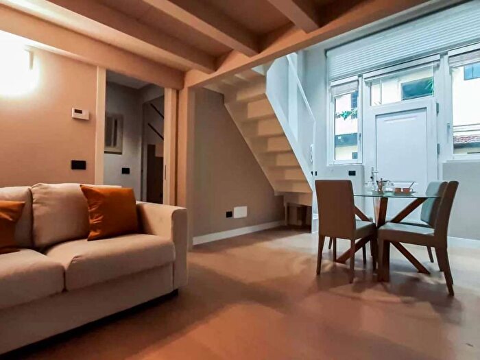 Appartamento bilocale in affitto in Via Aleardo Aleardi, Paolo Sarpi, Milano