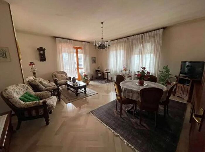 Appartamento trilocale in vendita in Via Alberto Migliardi, Nizza Monferrato