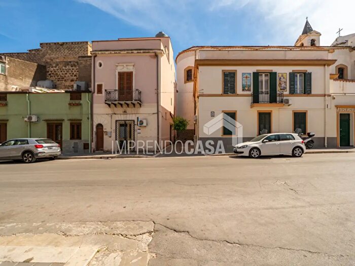 Appartamento quadrilocale in vendita in Via dell'Aria, Ficarazzi