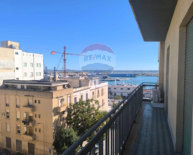 Appartamento quadrilocale in vendita in Via Spalti, Trapani