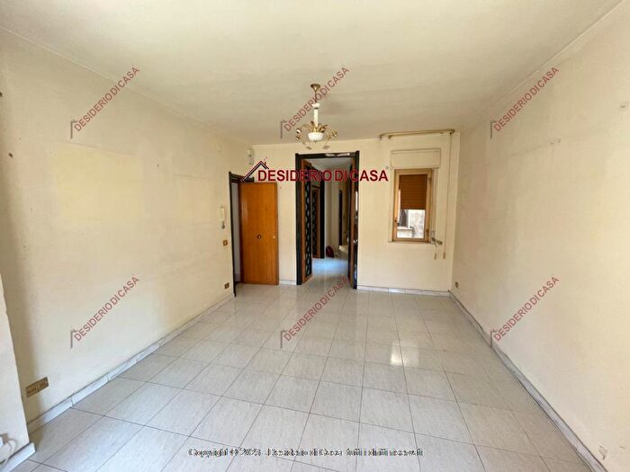 Appartamento trilocale in vendita in Palermo