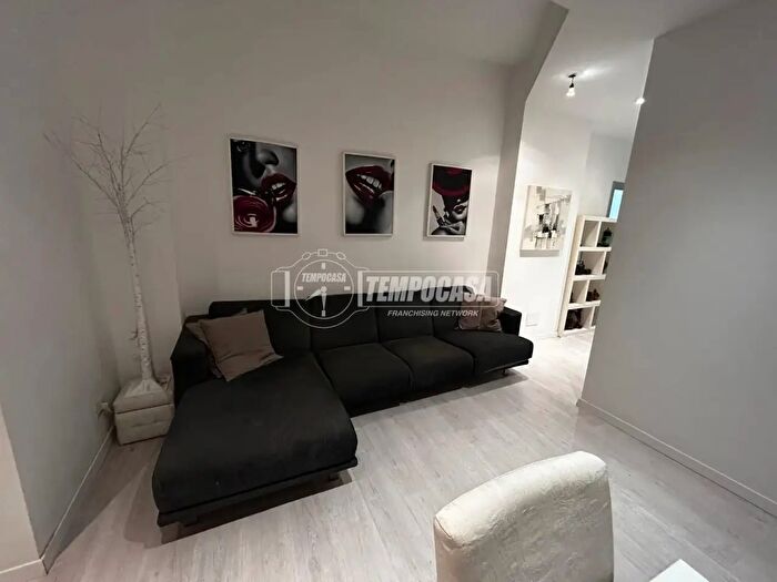 Appartamento trilocale in vendita in Via San Francesco d'Assisi, Torino