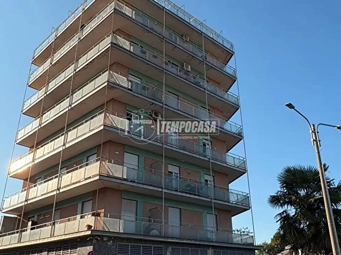 Appartamento trilocale in vendita in Busto Arsizio