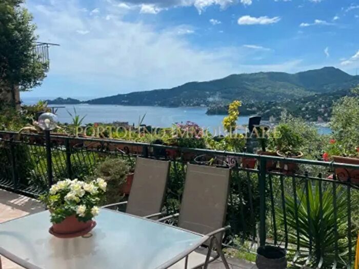 Casa con 6 locali in vendita in Via Carcassoni, Rapallo