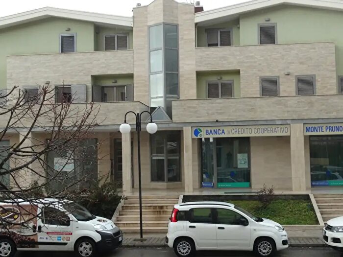 Appartamento quadrilocale in vendita in Via Lucania, Marsicovetere