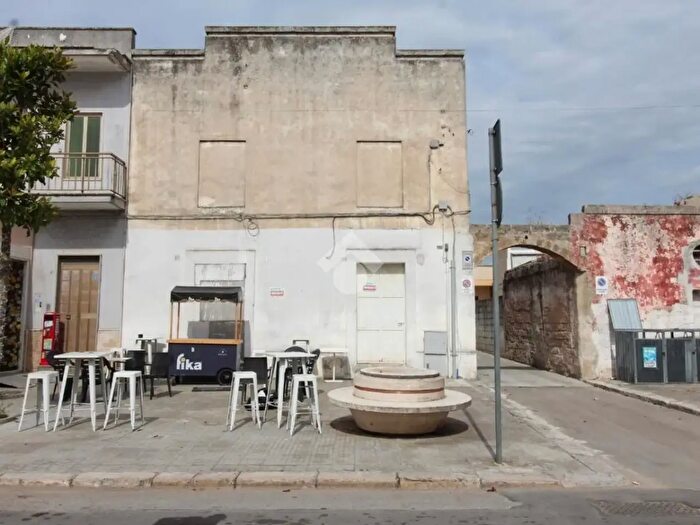 Casa monolocale in vendita in Via Vittorio Emanuele, Brindisi
