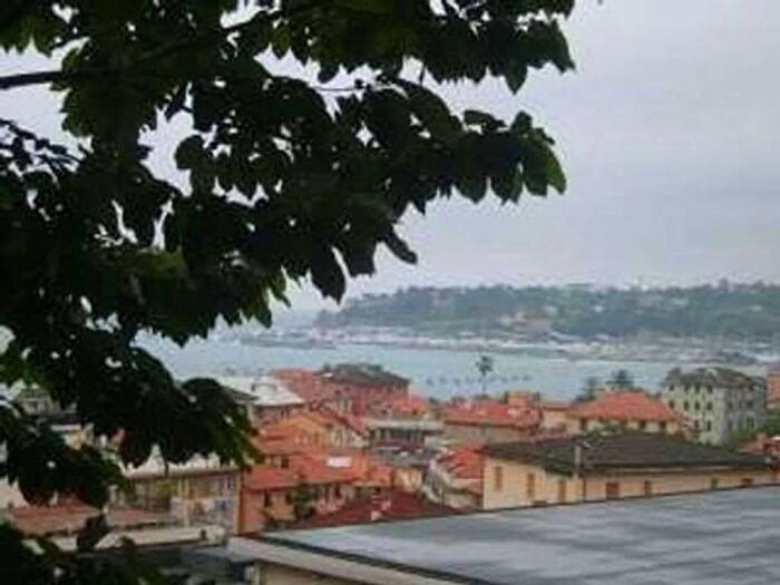 Appartamento bilocale in affitto in Quartiere Santa Caterina, Centro, Varazze