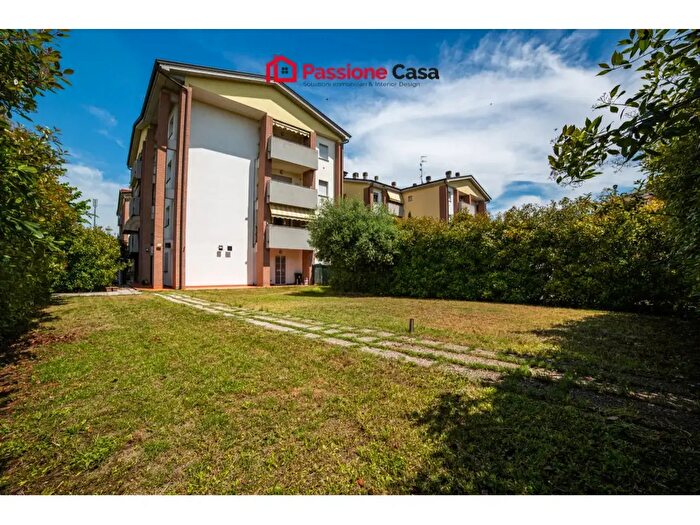 Appartamento trilocale in vendita in SantIlario DEnza