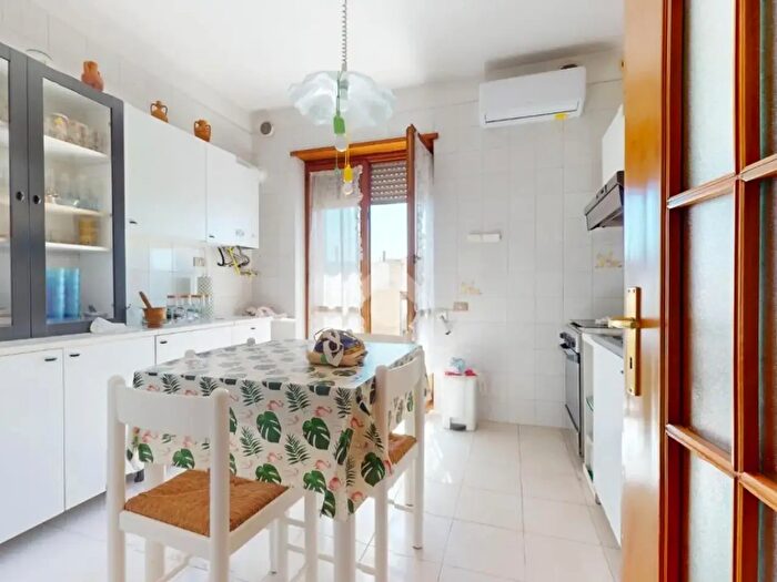 Appartamento trilocale in vendita in Via Giuseppe di Vagno, Francavilla Fontana
