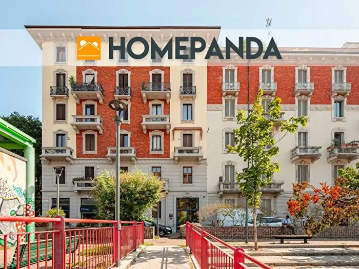 Appartamento trilocale in vendita in Piazza Gramsci, Milano