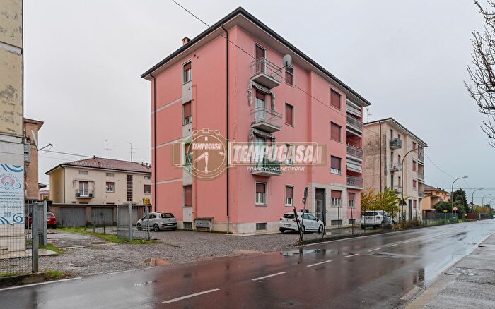 Appartamento trilocale in vendita in Via Adua, Verdello