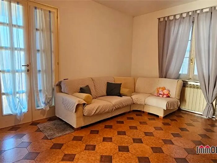 Appartamento trilocale in vendita in Colle Di Val D'Elsa