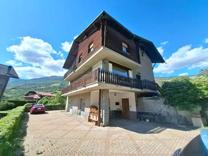 Appartamento quadrilocale in vendita in Frazione Champagnet, Verrayes