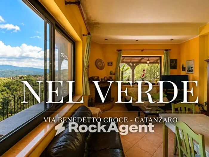 Appartamento trilocale in vendita in Via Benedetto Croce, Catanzaro