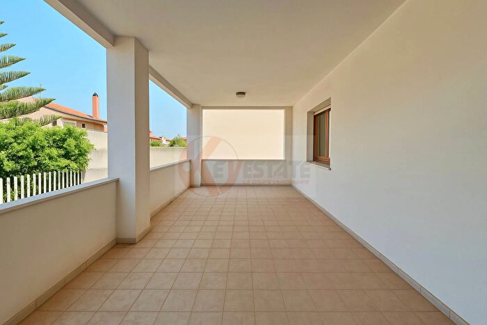 Appartamento con 5 locali in vendita in Via Lenci, Sassari