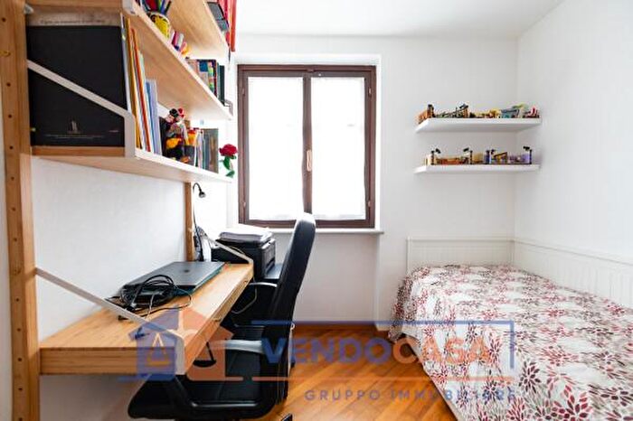 Case in Vendita e in Affitto - 2