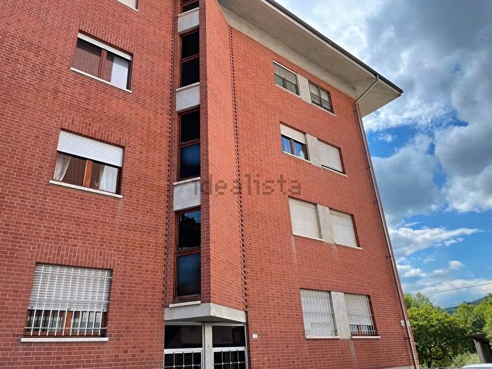 Appartamento trilocale in vendita in Santo Stefano Belbo