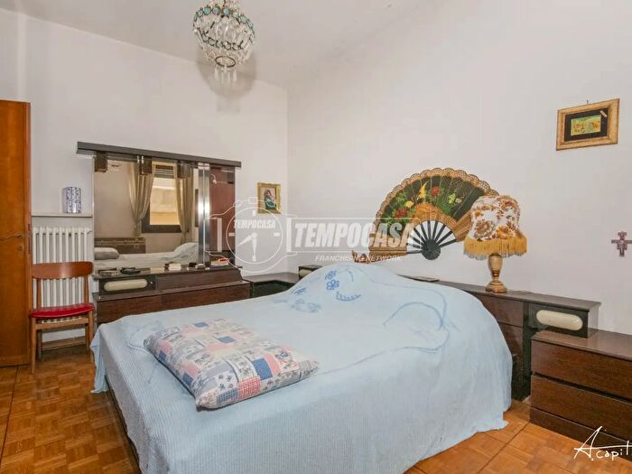 Appartamento trilocale in vendita in Via Mure Soccorso, Rovigo