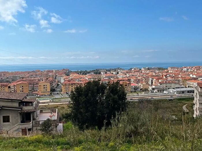 Appartamento bilocale in vendita in Via Piano Lettieri, Scalea