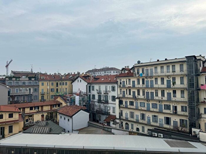 Appartamento bilocale in affitto in Via Lodovico Muratori, Porta Romana Medaglie dOro, Milano