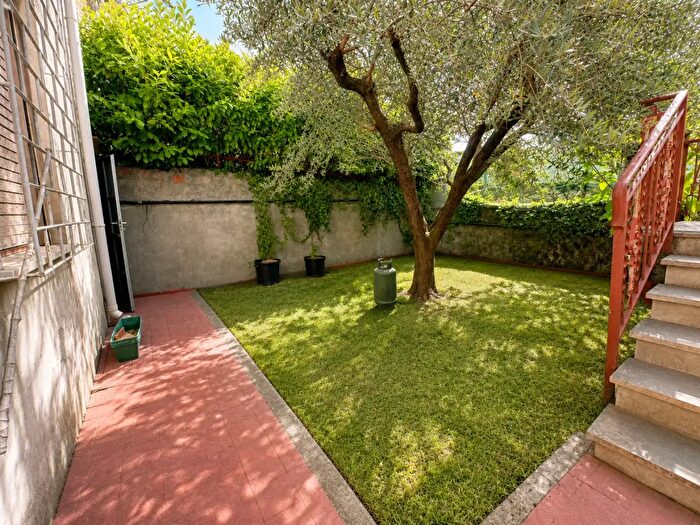 Casa bilocale in vendita in Santo Stefano Di Magra