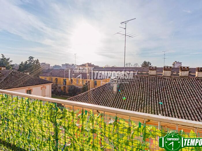 Appartamento trilocale in vendita in Via del Popolo, Voghera