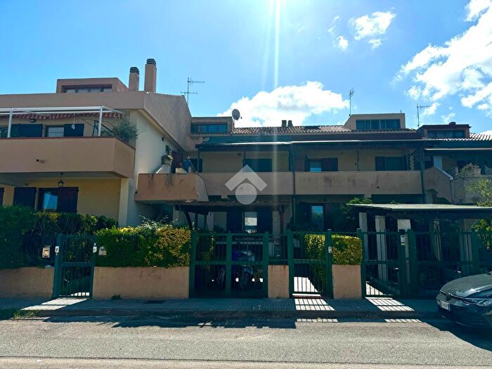Appartamento con 5 locali in vendita in Via Ospitone, Sassari