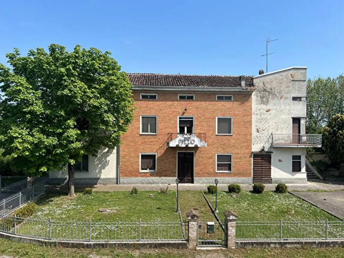 Casa con 6 locali in vendita in Strada Provinciale per Cremona N, San Secondo Parmense
