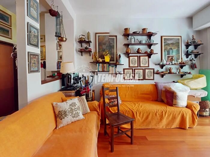 Appartamento bilocale in vendita in Via Val di Bondo, Milano