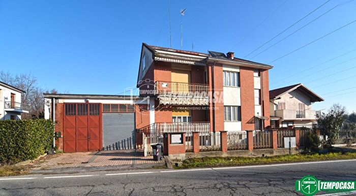 Case in Vendita e in Affitto - 2