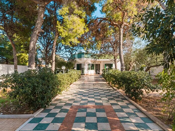 Casa con 5 locali in vendita in IV Traversa di Via Napoli, Bari