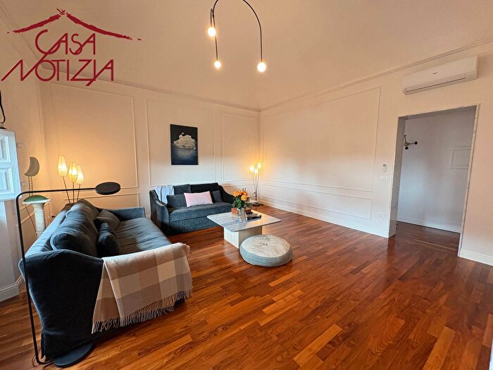 Appartamento quadrilocale in vendita in Via di SantAlessio, Lucca