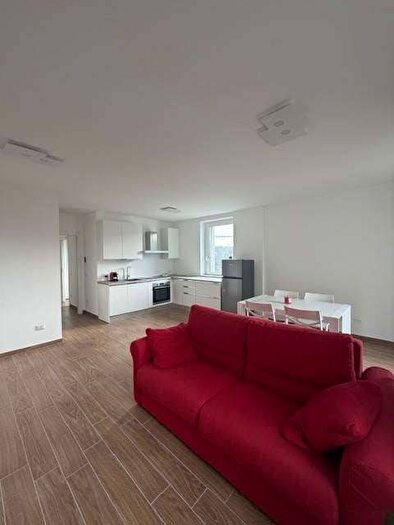 Appartamento trilocale in affitto in VIA MORI SNC, Valle Olona, Varese