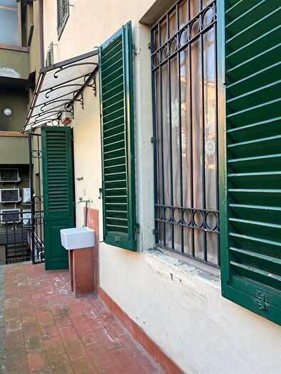 Appartamento con 8 locali in vendita in Via Mazzini, Montecatini Terme